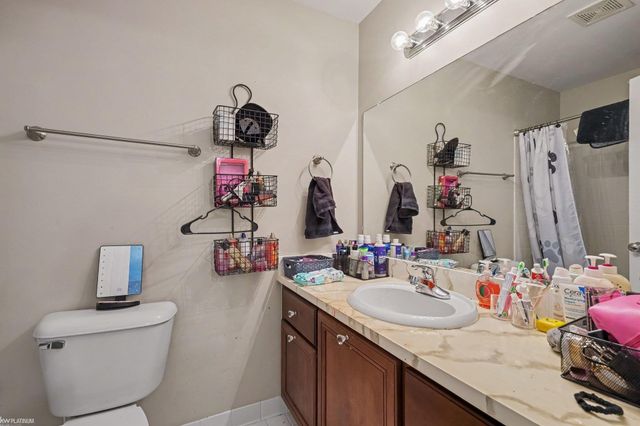 25920 Ashby Drive, Harrison Twp, MI 48045