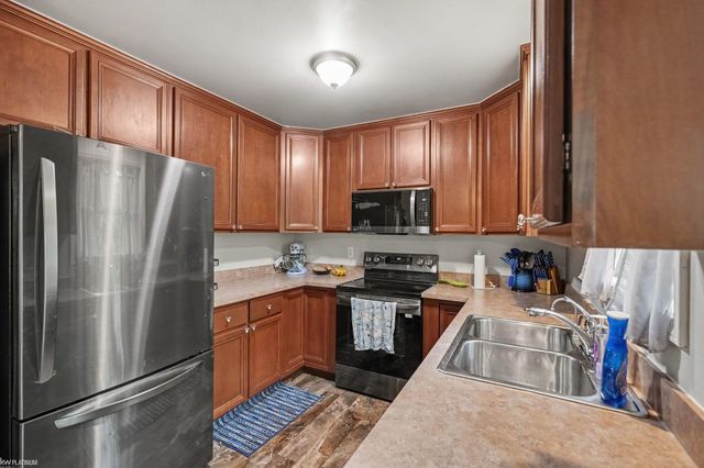 25920 Ashby Drive, Harrison Twp, MI 48045