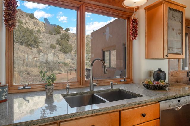 769 Camino Los Abuelos, Galisteo, NM 87540