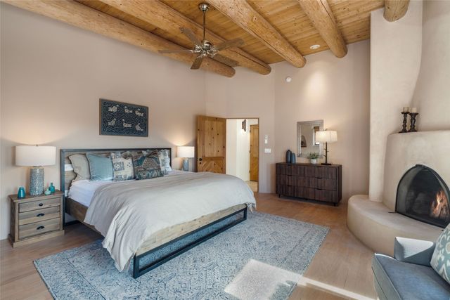 769 Camino Los Abuelos, Galisteo, NM 87540