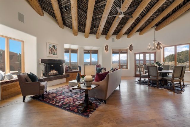 769 Camino Los Abuelos, Galisteo, NM 87540