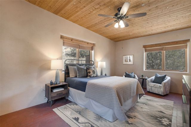 769 Camino Los Abuelos, Galisteo, NM 87540