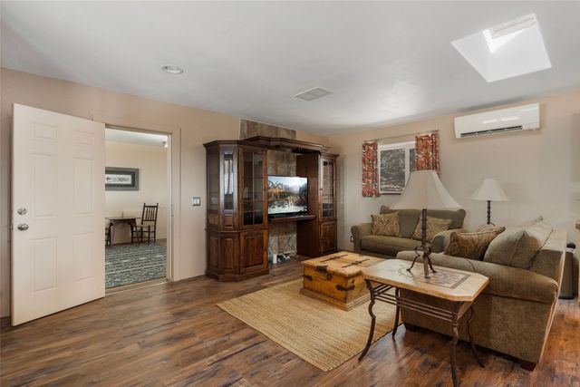 769 Camino Los Abuelos, Galisteo, NM 87540