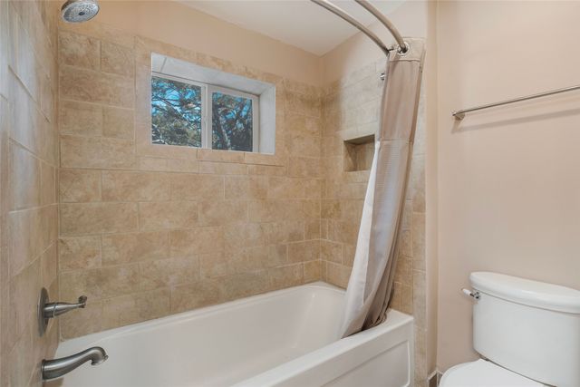 769 Camino Los Abuelos, Galisteo, NM 87540