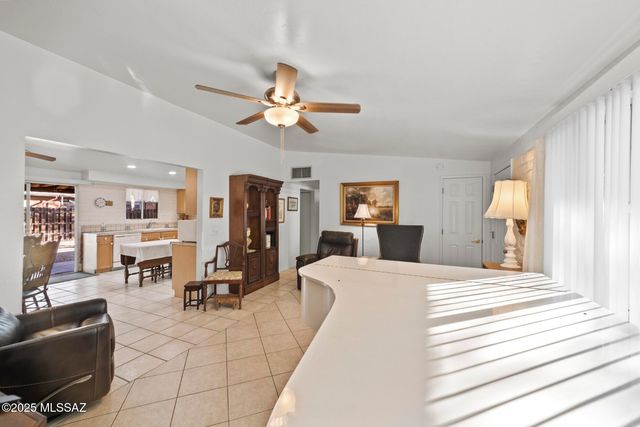 1812 N Arcadia Avenue, Tucson, AZ 85712