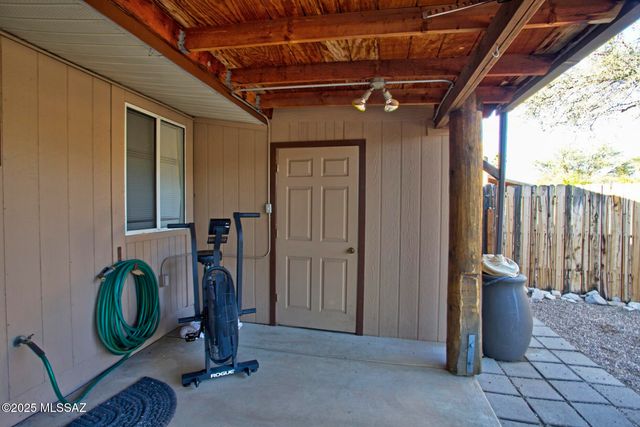 1812 N Arcadia Avenue, Tucson, AZ 85712