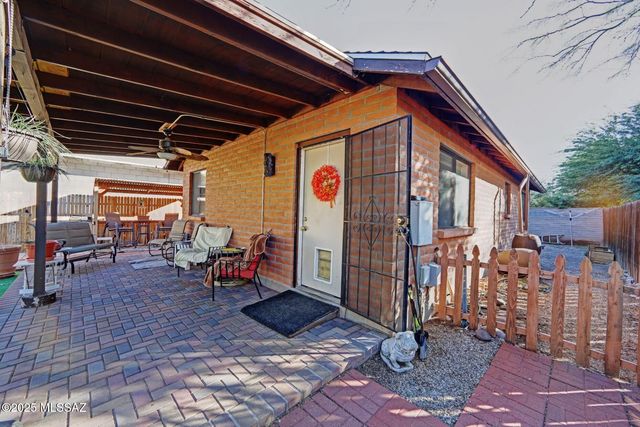 1812 N Arcadia Avenue, Tucson, AZ 85712