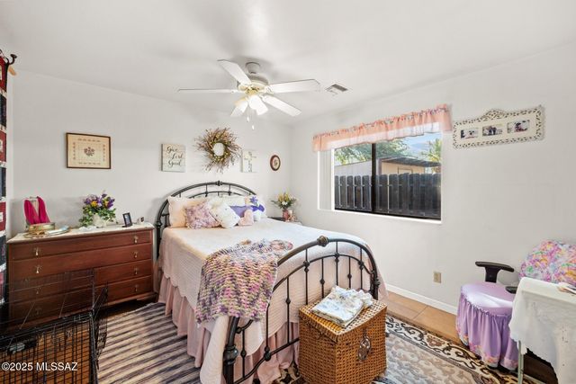 1812 N Arcadia Avenue, Tucson, AZ 85712