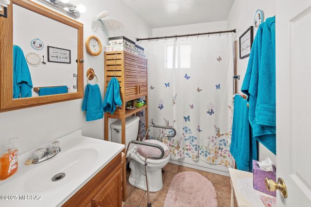 1812 N Arcadia Avenue, Tucson, AZ 85712