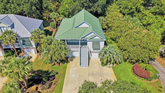 7 Gillette Pl., Murrells Inlet, SC 29576