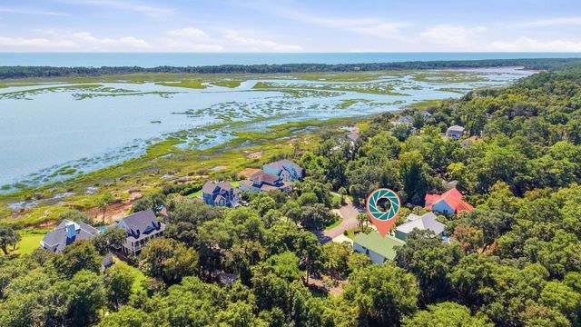 7 Gillette Pl., Murrells Inlet, SC 29576