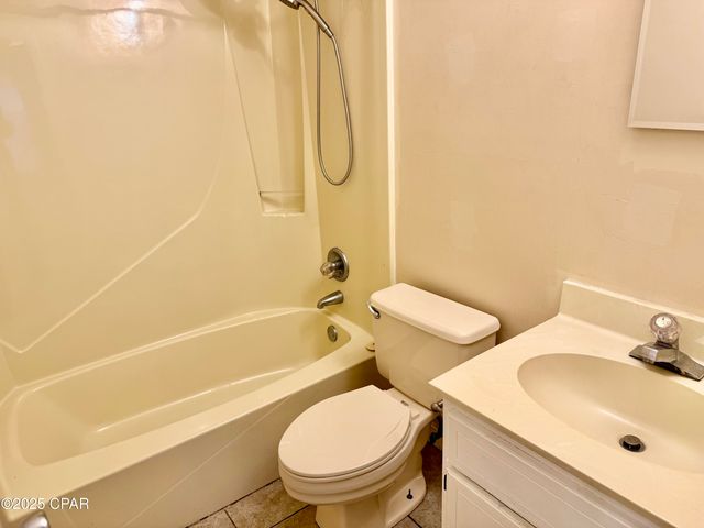 1105 W 19th Street, Lynn Haven, FL 32444