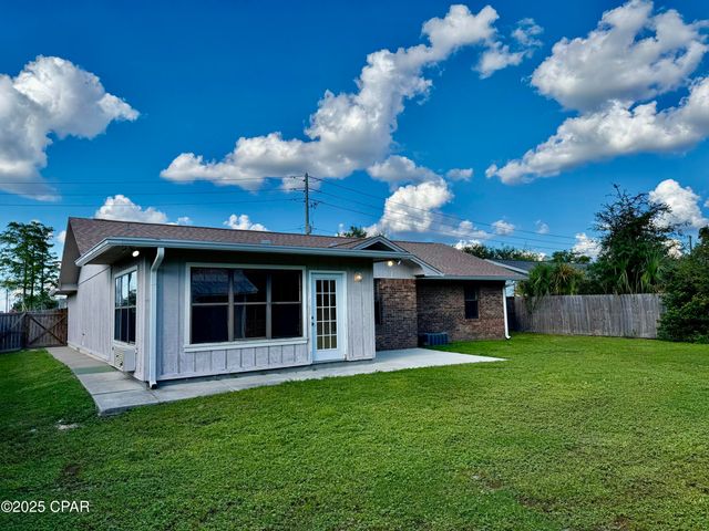 1105 W 19th Street, Lynn Haven, FL 32444