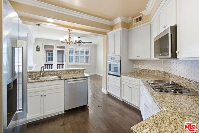 732 Tennis Club Lane, Thousand Oaks, CA 91360