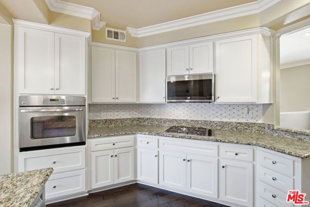 732 Tennis Club Lane, Thousand Oaks, CA 91360