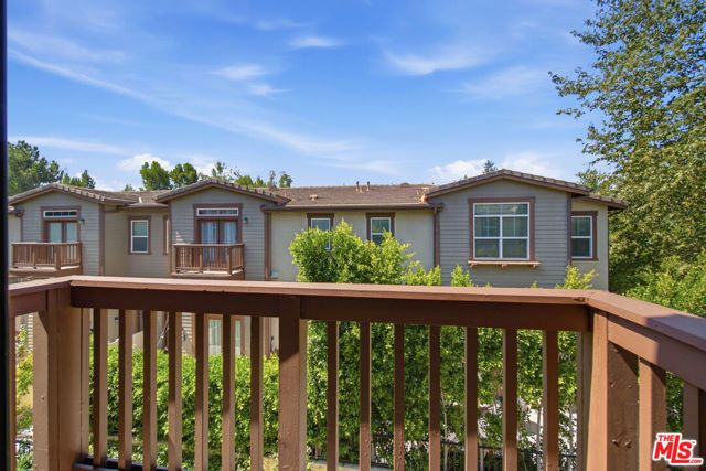 732 Tennis Club Lane, Thousand Oaks, CA 91360