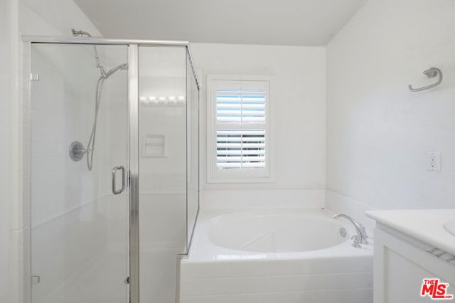 732 Tennis Club Lane, Thousand Oaks, CA 91360