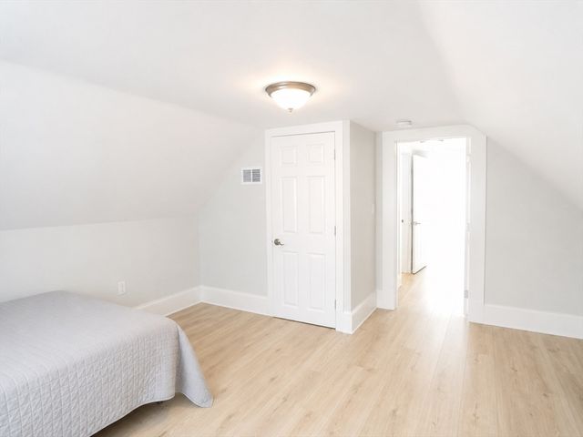 5 Kenwood St 3, Somerville, MA 02144