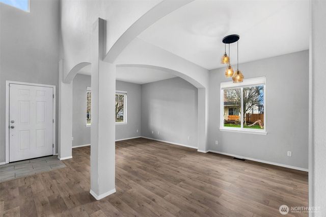 15708 104th Avenue SE, Yelm, WA 98597