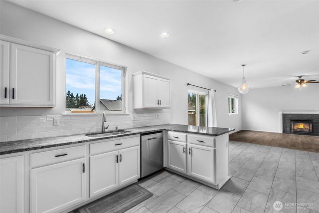 15708 104th Avenue SE, Yelm, WA 98597