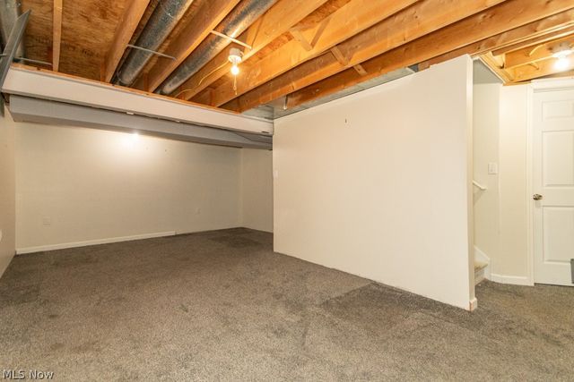 1999 Beringer Place, Harpersfield, OH 44041