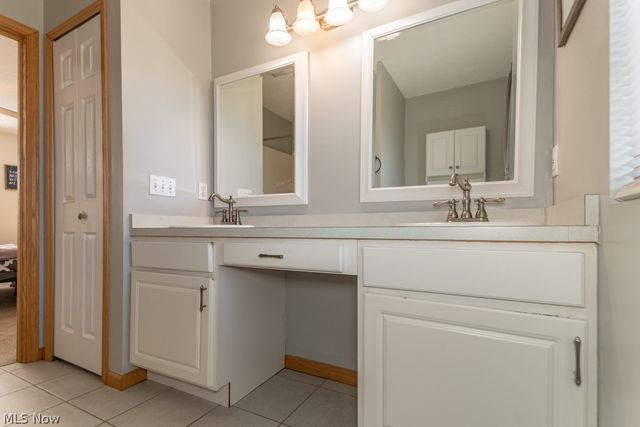 1999 Beringer Place, Harpersfield, OH 44041