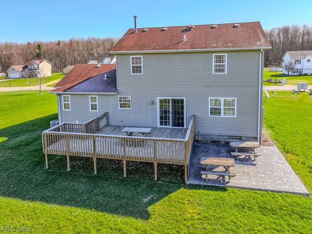 1999 Beringer Place, Harpersfield, OH 44041