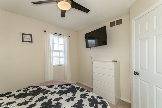 1999 Beringer Place, Harpersfield, OH 44041