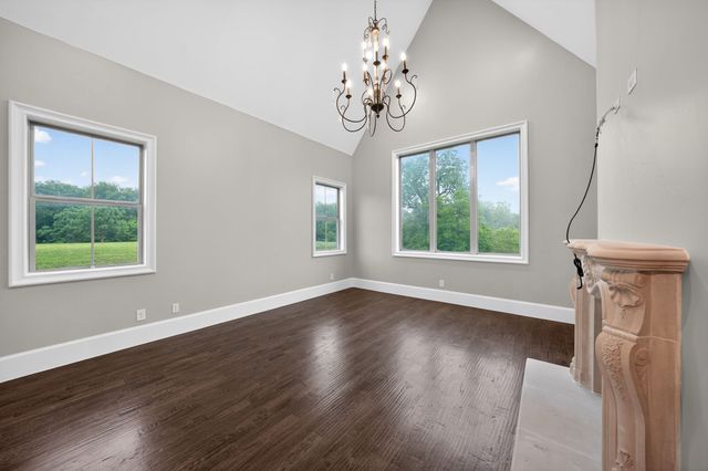 230 Oak Tree Drive, Waxahachie, TX 75165