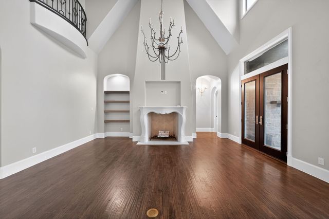 230 Oak Tree Drive, Waxahachie, TX 75165
