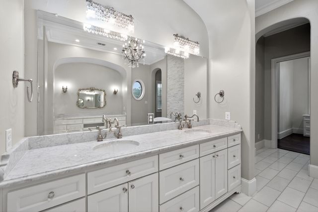 230 Oak Tree Drive, Waxahachie, TX 75165