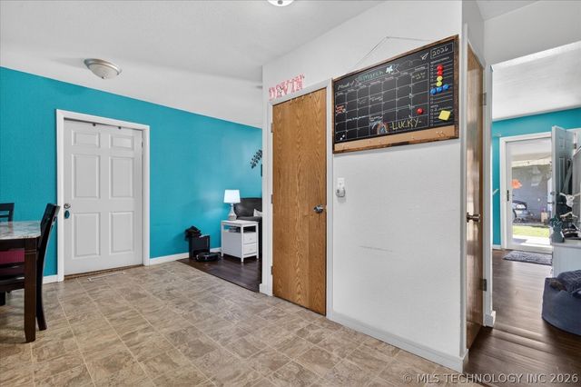 420 NW Lahoma Drive, Bartlesville, OK 74003