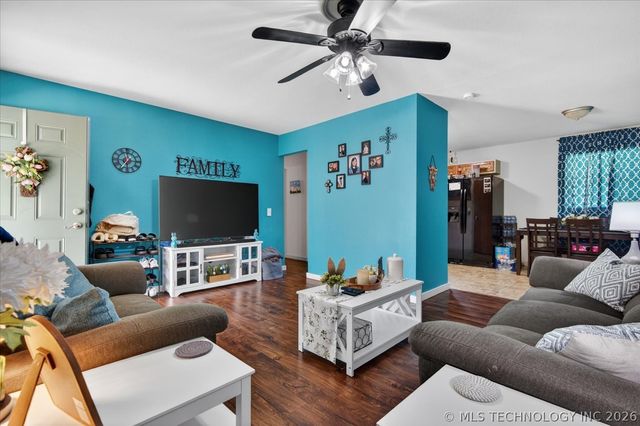 420 NW Lahoma Drive, Bartlesville, OK 74003