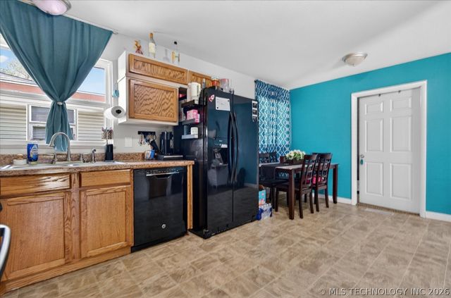 420 NW Lahoma Drive, Bartlesville, OK 74003