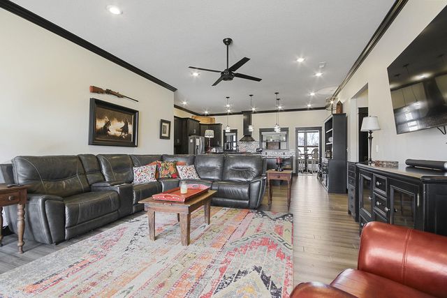 17950 N OLD NUMBER 7, Sturgeon, MO 65284