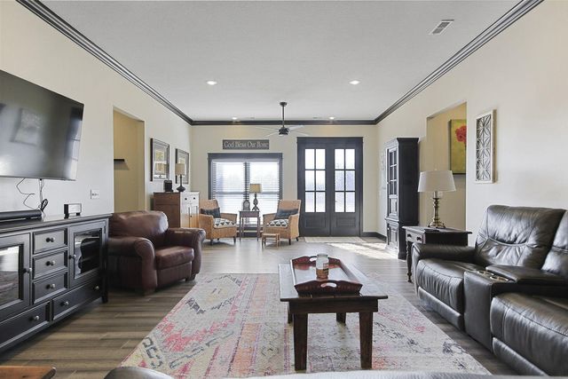 17950 N OLD NUMBER 7, Sturgeon, MO 65284