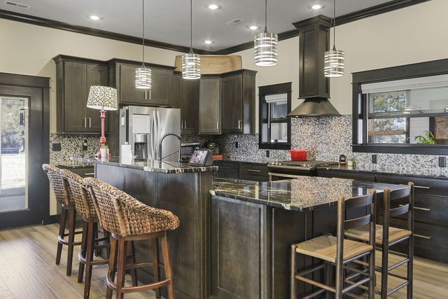 17950 N OLD NUMBER 7, Sturgeon, MO 65284