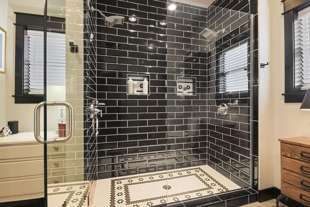 17950 N OLD NUMBER 7, Sturgeon, MO 65284