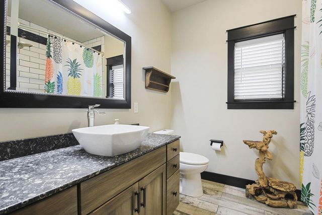 17950 N OLD NUMBER 7, Sturgeon, MO 65284