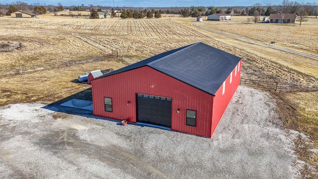 17950 N OLD NUMBER 7, Sturgeon, MO 65284