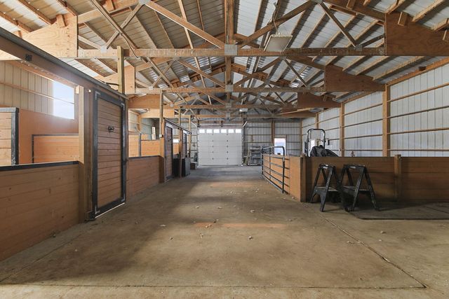 17950 N OLD NUMBER 7, Sturgeon, MO 65284