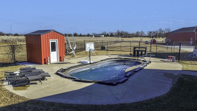 17950 N OLD NUMBER 7, Sturgeon, MO 65284