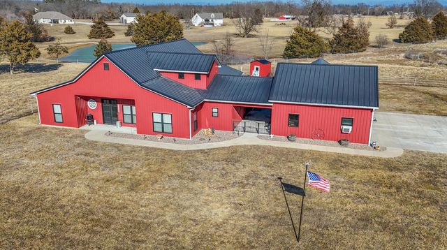 17950 N OLD NUMBER 7, Sturgeon, MO 65284