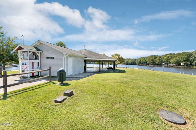 22 Carriage Circle, Louisburg, NC 27549