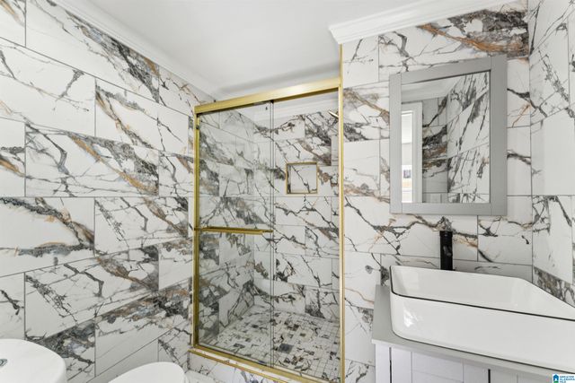 5200 HICKORY DRIVE NE, Pinson, AL 35126