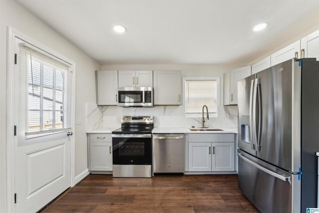 5200 HICKORY DRIVE NE, Pinson, AL 35126