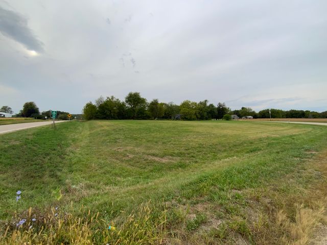 2000 N 3103 Road, Ottawa, IL 61350