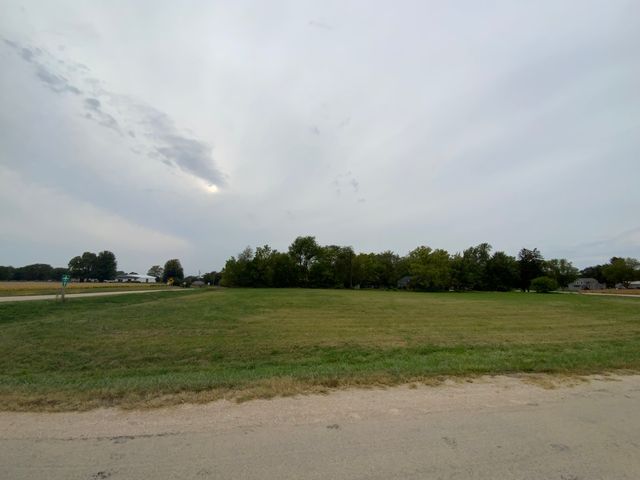 2000 N 3103 Road, Ottawa, IL 61350