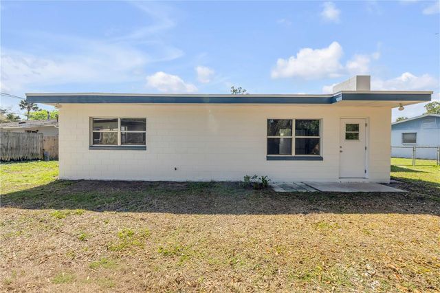 546 CAMBRIDGE CIRCLE, South Daytona, FL 32119