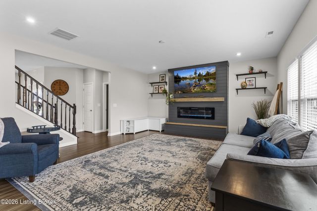 103 Wildflower Ct, Mt Washington, KY 40047